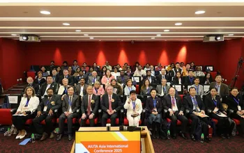 Ш. Уәлиханов атындағы КУ-нің ғылыми жұмыс және өңірмен өзара іс-қимыл жөніндегі проректоры Айгүл Жакупова...