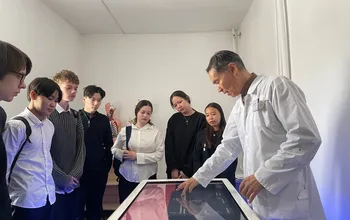 7 ақпан Жағары медицина мектебінде кәсіптік бағдар беру апталығы аясында No2 ЖББОМ...