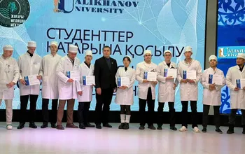 Жоғары медицина мектебінің студенттер қатарына қабылдау рәсімі!«Медицинаға жол: студенттен дәрігерге дейін»