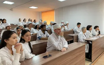 11.04.2024 На базе кафедры морфологии, физиологии и общей патологии прошла студенческая научная конференция «Актуальные вопросы виртуального образования в высшей медицинской школе» среди студентов высшей медицинской школы