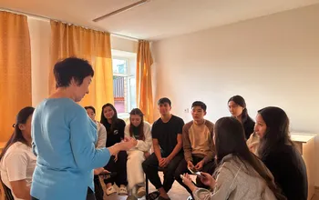 Ағымдағы жыл 18-19 қыркүйек күндері Барлық корпустардың жаттақханалырнда студенттерімен университет психологтары А.Манапова , А.Абитаева және  Альбеков Т.Б. бейімделу тренингін өткізді