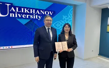 Поздравляем с присуждением степени доктора философии (PhD)!