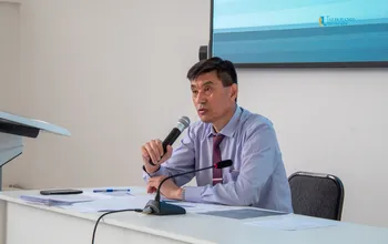 Бүгін университеттің кафедра меңгерушілері, оқытушылары мен куратор-эдвайзерлеріне арналған...