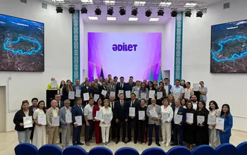 Ualikhanov University өкілдері «Әділет» партиясы төрағасының алғыс хатымен марапатталды