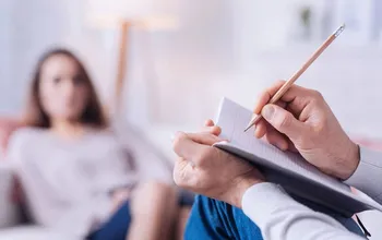 Құрметті студенттер!Уалиханов атындағы университетте психологиялық кеңес беру кабинеті жұмыс істейді. Мұнда сіз психологтан кәсіби психологиялық және кеңестік көмек ала аласыз.